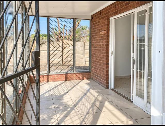 2 BEDROOM PROPERTY TO RENT IN RIETFONTEIN